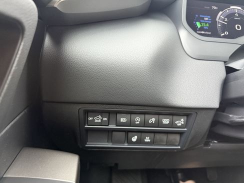 New 2026 Toyota Tundra Limited AWD/4WD image 34