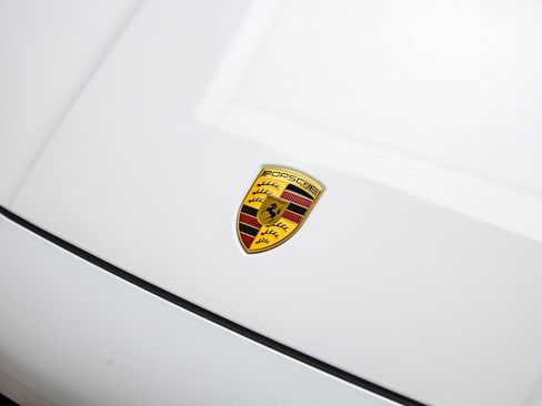 Used 2025 Porsche Cayenne image 12