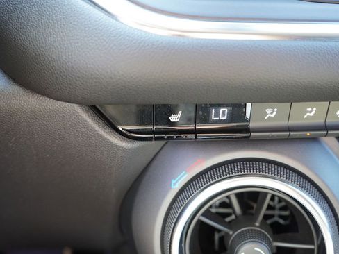 Certified 2025 Chevrolet Blazer LT image 25