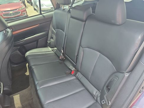 Used 2013 Subaru Outback 2.5i Limited w/ Popular Pkg 3 AWD/4WD image 15