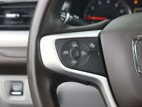 Used 2023 GMC Acadia SLT FWD image 23