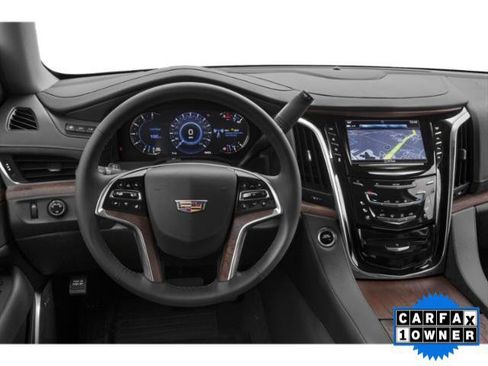 Used 2020 Cadillac Escalade Platinum RWD image 30