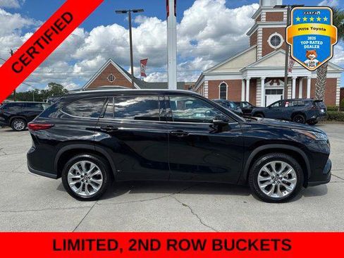 Certified 2021 Toyota Highlander Limited FWD image 4