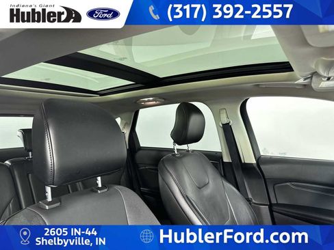 Used 2018 Ford Edge Titanium w/ Equipment Group 301A AWD/4WD image 20