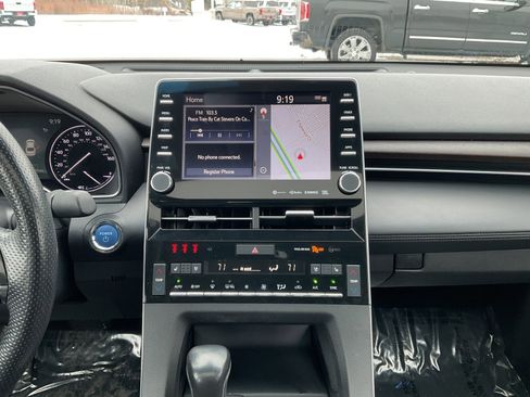 Used 2022 Toyota Avalon Limited w/ Advanced Safety Package image 17