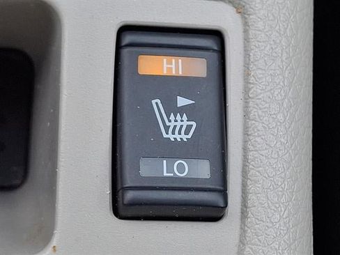 Used 2022 Nissan Rogue Sport SV w/ Technology Package image 23