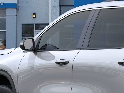 New 2026 Chevrolet Traverse LT w/ Driver Confidence Package FWD image 13