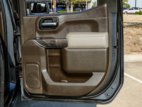 Used 2019 Chevrolet Silverado 1500 LTZ w/ LTZ Texas Edition image 52