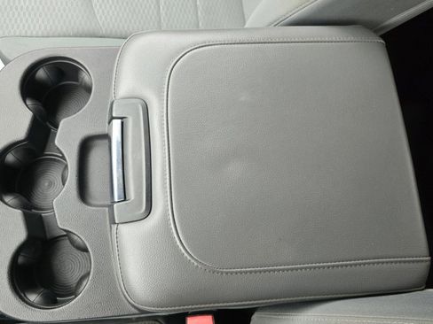 Used 2018 RAM 1500 Express w/ Express Value Package image 20