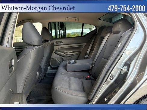 Used 2024 Nissan Altima 2.5 SV FWD image 31