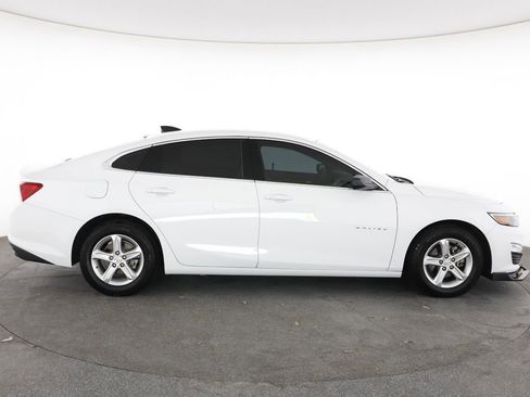 Used 2023 Chevrolet Malibu LS FWD image 14