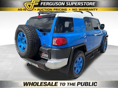 Used 2007 Toyota FJ Cruiser 4WD w/ Convenience Pkg image 7