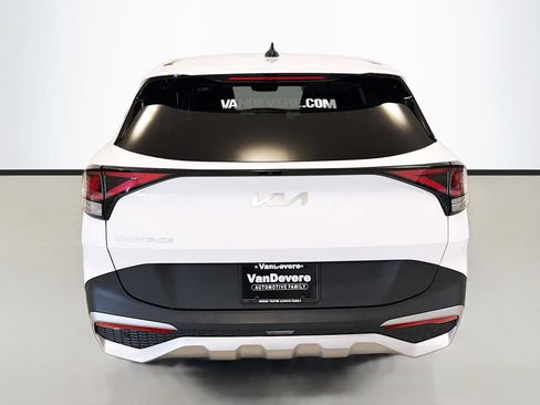 Used 2023 Kia Sportage EX FWD image 8