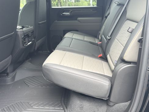 New 2026 Chevrolet Silverado 2500 ZR2 w/ ZR2 Bison Edition AWD/4WD image 21