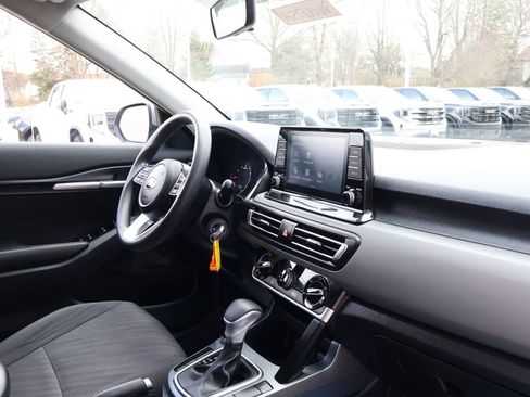 Used 2021 Kia Seltos LX image 29