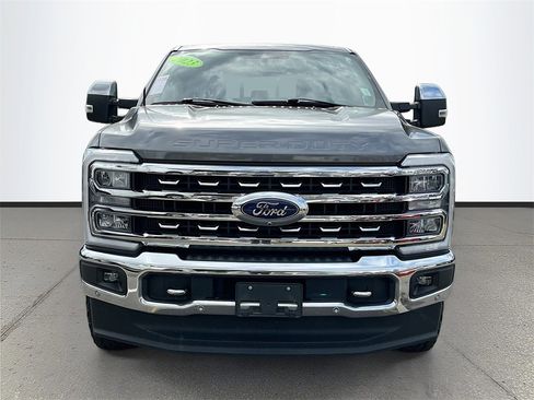 Used 2023 Ford F250 Lariat w/ Lariat Ultimate Package image 2