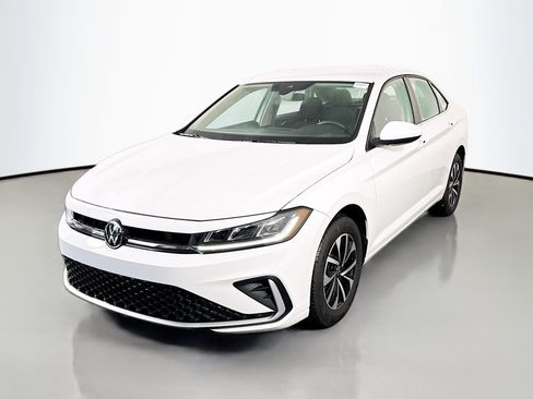 Used 2026 Volkswagen Jetta S FWD image 4