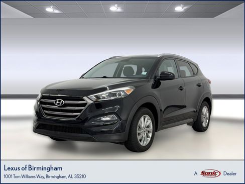 Used 2016 Hyundai Tucson SE w/ Option Group 02 FWD image 1