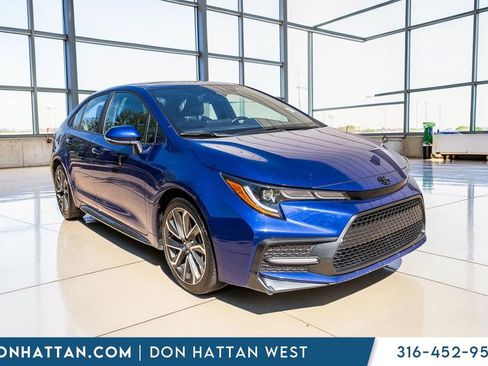 Used 2022 Toyota Corolla SE image 32