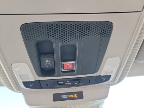 Used 2024 Honda Accord Touring image 31