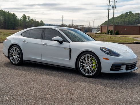 Used 2020 Porsche Panamera 4 image 14