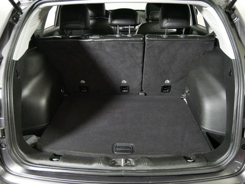 Used 2018 Jeep Compass Trailhawk w/ Leather Interior Group image 18