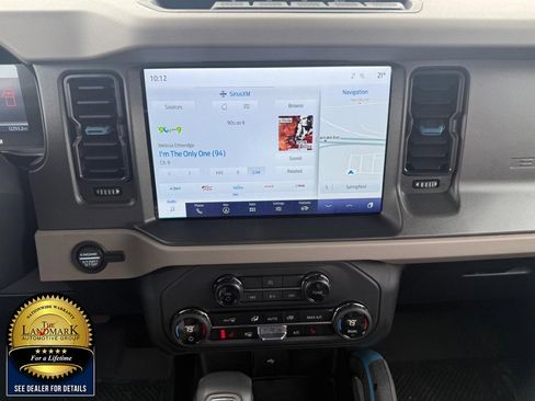 Used 2024 Ford Bronco Wildtrak image 19