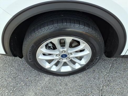 Used 2022 Ford Escape SE image 7