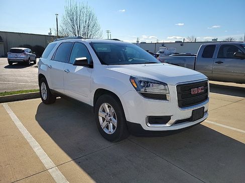 Used 2016 GMC Acadia SLE image 1