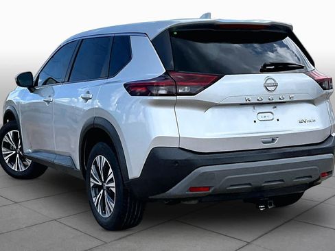 Used 2022 Nissan Rogue SV AWD/4WD image 12