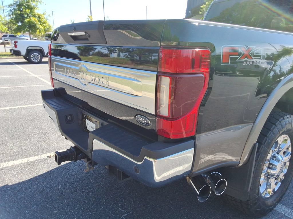 Used 2021 Ford F350 King Ranch w/ King Ranch Ultimate Package AWD/4WD image 16