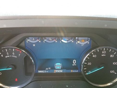 Used 2024 Ford Expedition XLT image 9