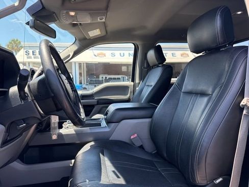 Used 2019 Ford F150 XLT w/ Equipment Group 302A Luxury image 8