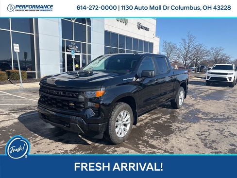 Used 2023 Chevrolet Silverado 1500 Custom image 8