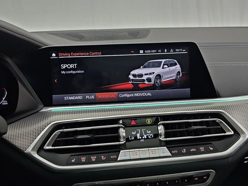 Used 2023 BMW X5 xDrive40i w/ M Sport Package image 34