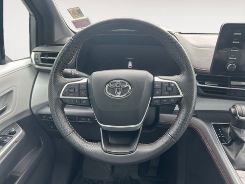 Used 2024 Toyota Sienna XSE AWD/4WD image 14