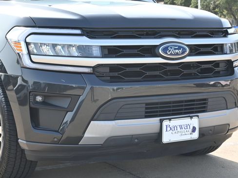 Used 2022 Ford Expedition Max XLT RWD image 29