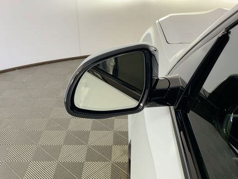 Certified 2024 BMW X5 xDrive40i w/ M Sport Package image 19