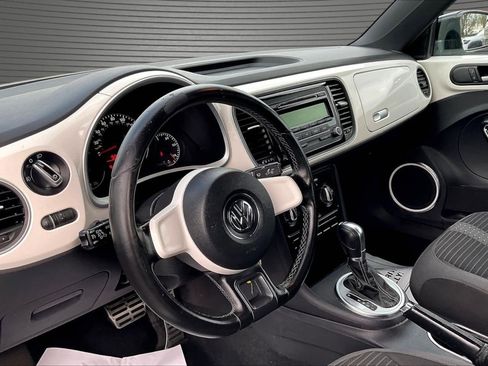 Used 2012 Volkswagen Beetle Turbo image 16