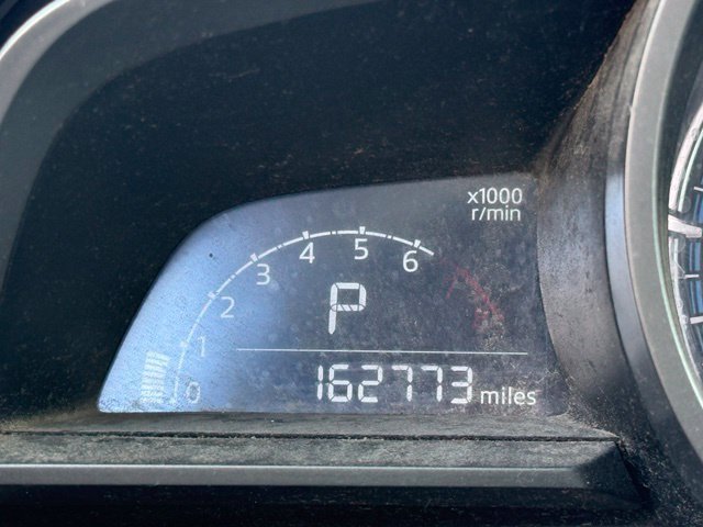 Used 2019 Toyota Yaris LE FWD image 13