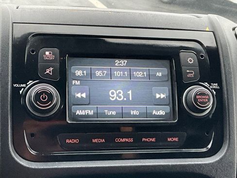 Used 2019 RAM ProMaster 2500 image 17