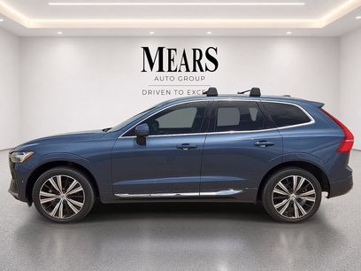 Used 2022 Volvo XC60 B5 Inscription w/ Advanced Package
