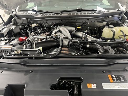 Used 2025 Ford F450 Platinum w/ FX4 Off-Road Package image 66