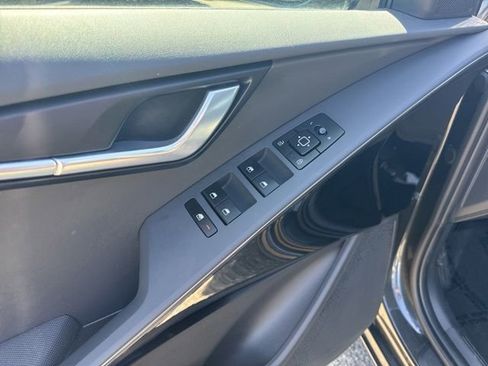 Used 2024 Kia Niro Wind w/ Wind Preserve Package FWD image 18