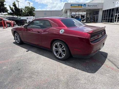 Used 2022 Dodge Challenger R/T RWD image 19