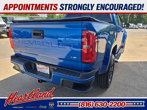 Used 2021 Chevrolet Colorado Z71 AWD/4WD image 11