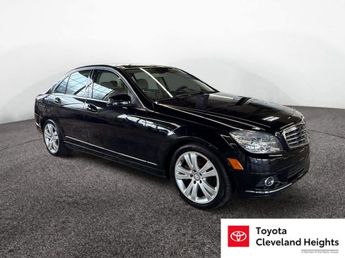 Used 2011 Mercedes-Benz C 300 4MATIC Sedan image 3