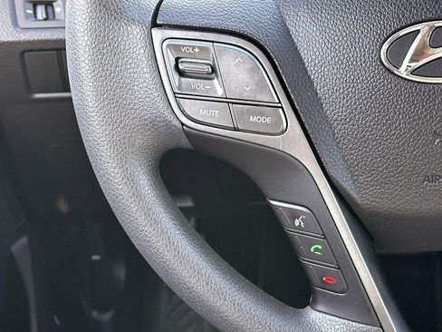 Used 2017 Hyundai Santa Fe Sport image 23