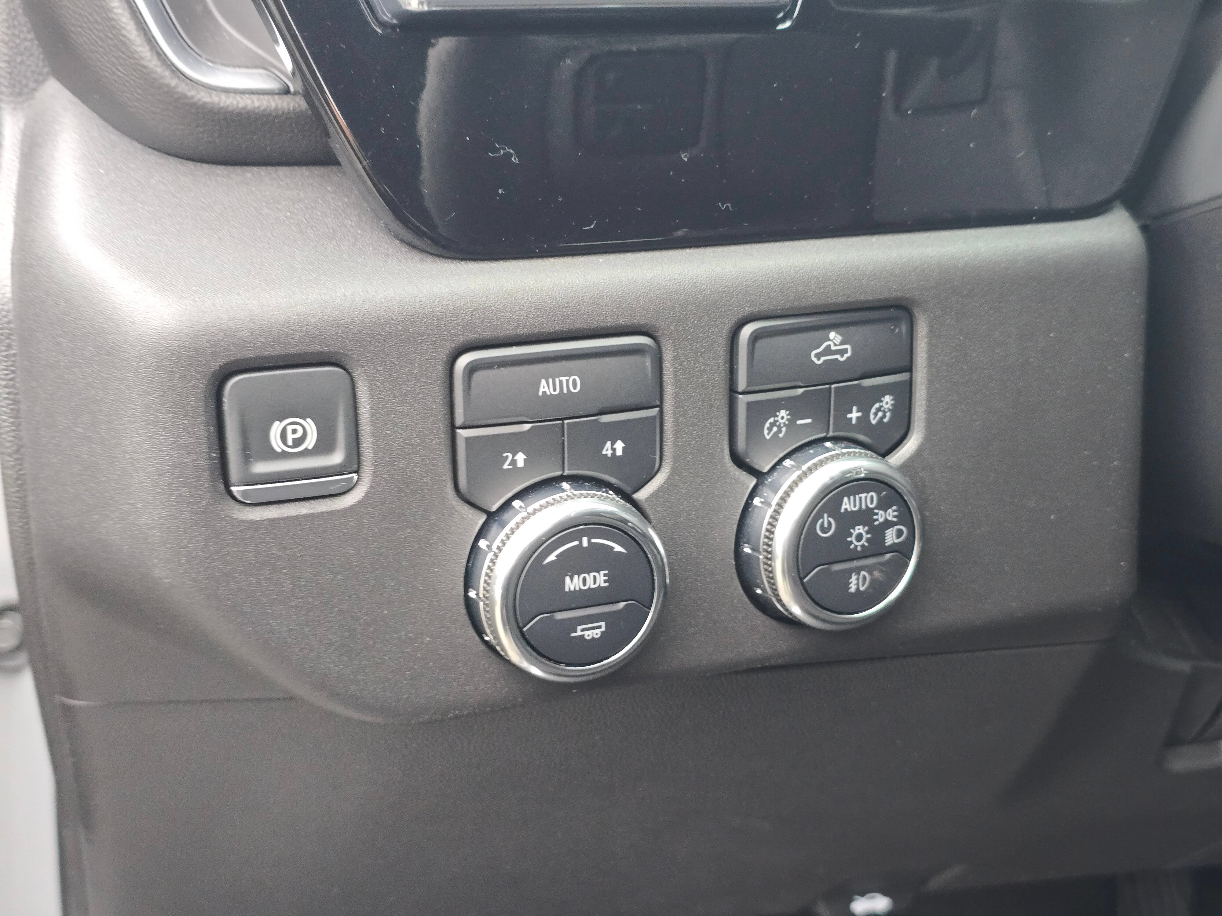 Used 2024 GMC Sierra 1500 Elevation AWD/4WD image 24