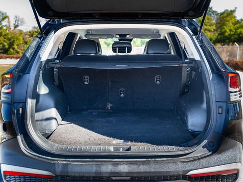 Used 2024 Kia Sportage EX image 15